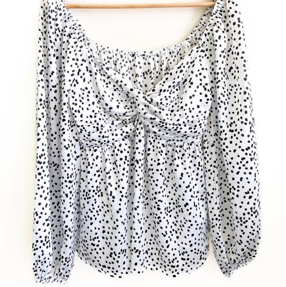 BLACK AND WHITE DOTTED FLOWY BABYDOLL TOP